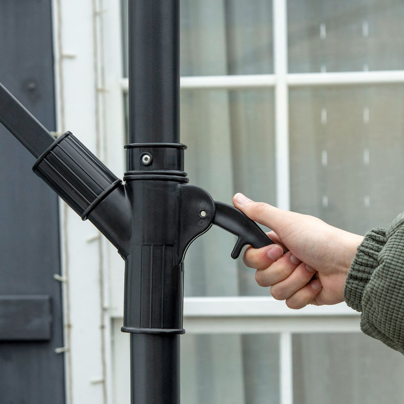 Parasol excentré pour patio avec manivelle et base en croix, Brun