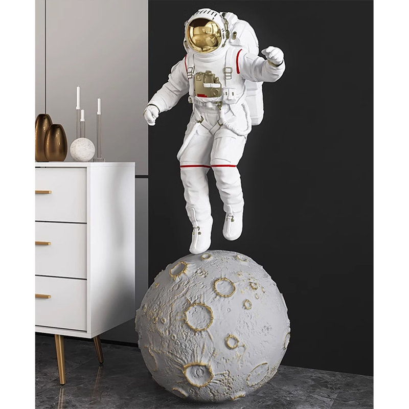 Article décoratif en fibre de verre Creative Astronaut Spacewalk, H 78,74 po x l 37,4 po x P 37,4 po