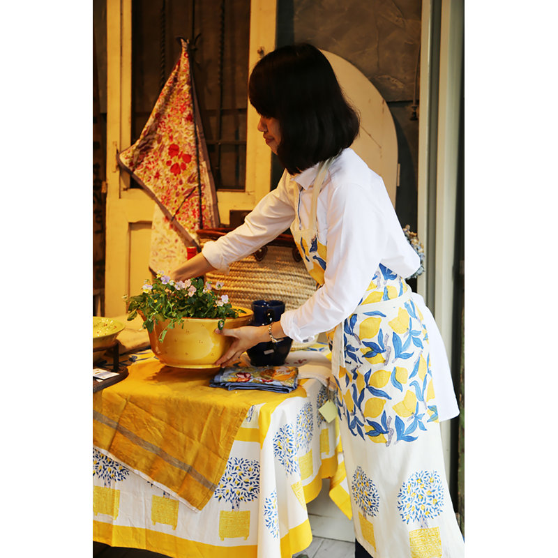 Lemon Tree Tablecloth, 59" W x 59" L