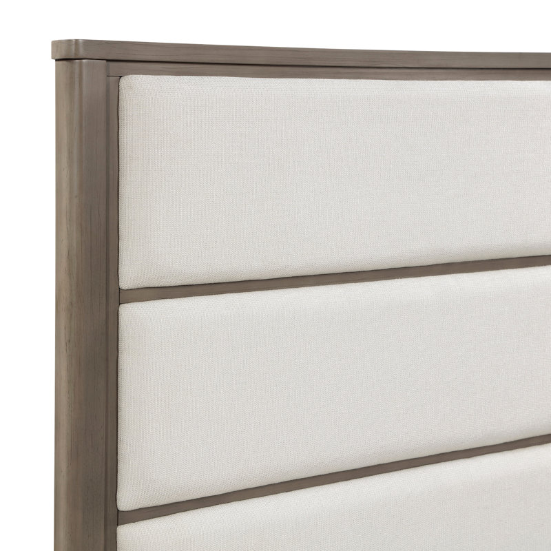 Très grand lit à panneau gris contemporain avec tissu en chenille beige sur la tête de lit et, essentiel pour une chambre à coucher moderne, sommier tapissier avec pieds de lit rembourrés et meubles