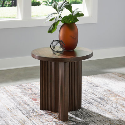 Table de bout Gwenllian