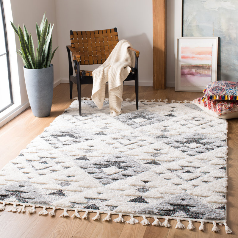 Matheson Geometric Area Rug, Rectangle 201 x 279 cm