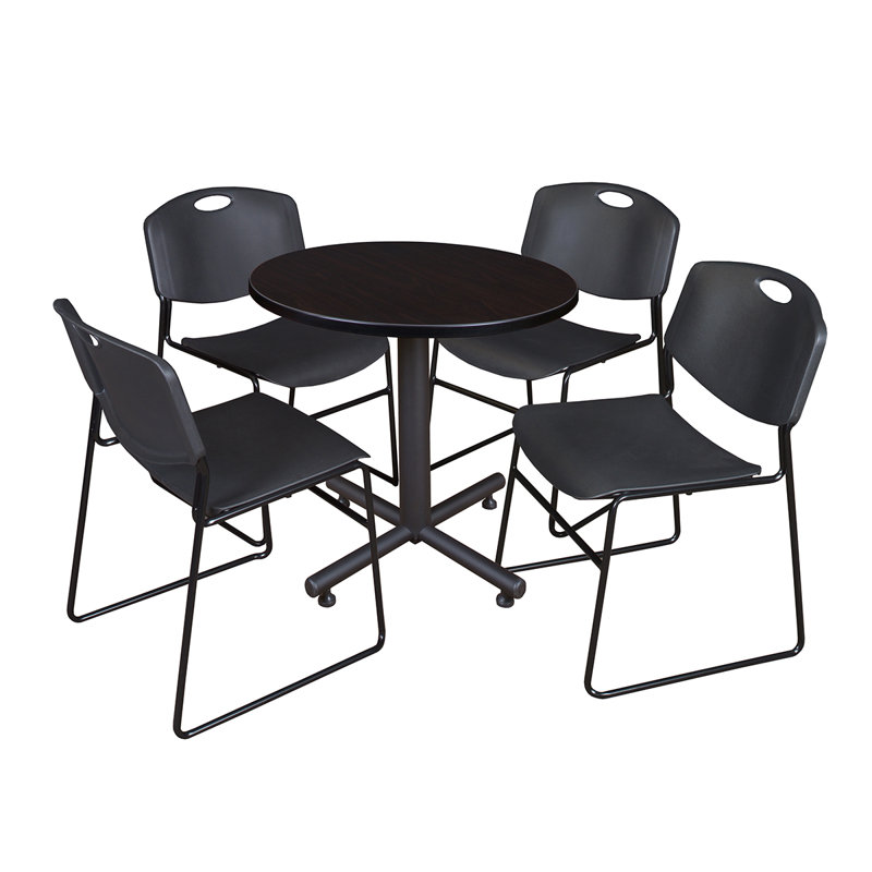 Table de salle à manger avec base Nick Nick et 4 chaises empilables Zeng, Érable, Noir