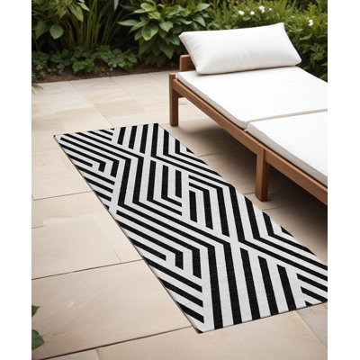 Tapis de couloir d'intérieur et d'extérieur lavable noir et blanc 8 pi HomeRoots