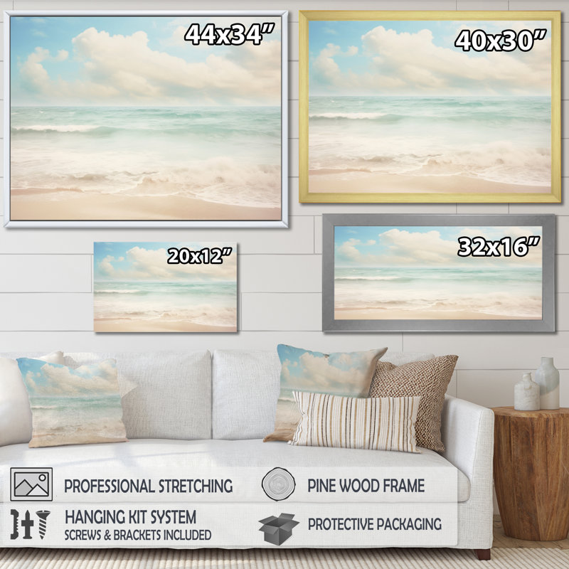 Minimalisme plage paysage V - impression, Cadre flottant doré, H 30 po x l 40 po x P 1,5 po