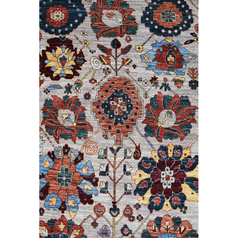 Tapis gris nouvel âge New Turkmen
