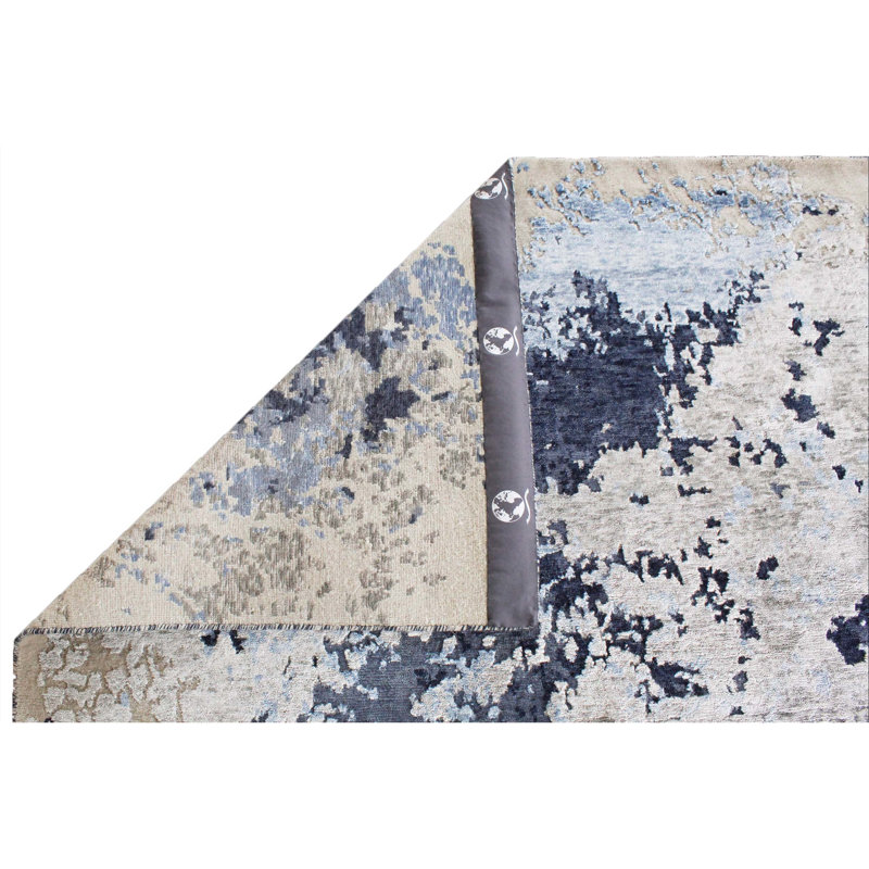 Area Rug in Silver/Blue, Rectangle 10' x 14'