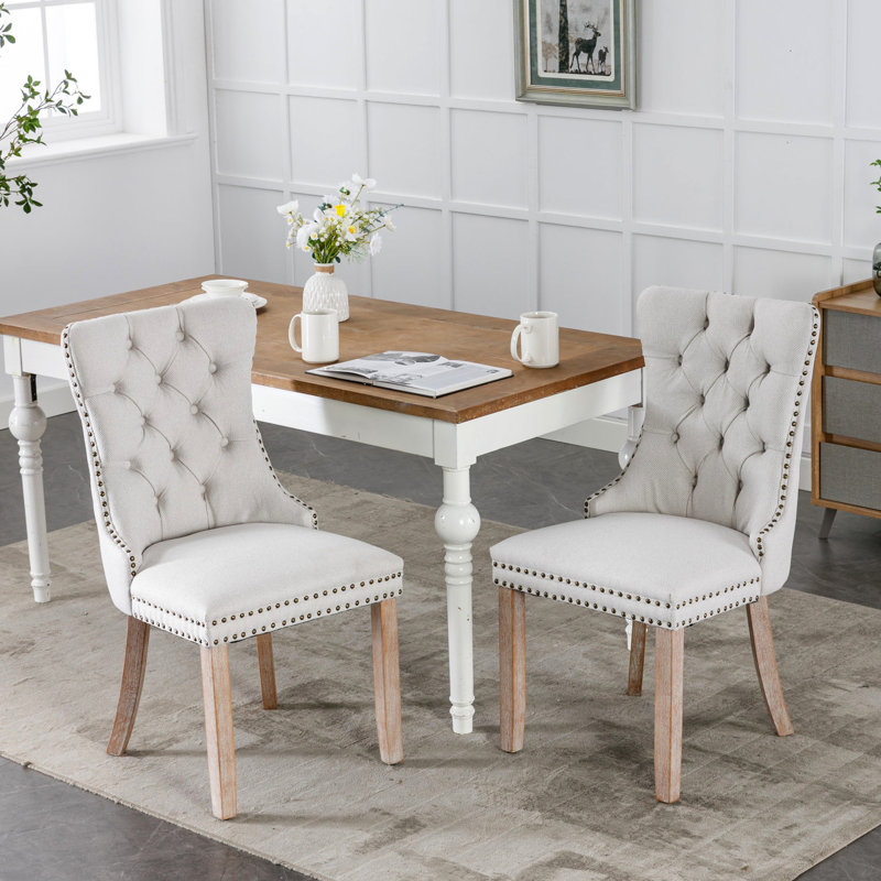 Chaise de salle à manger rembourrée en lin Modern 2, gris, pieds en bois avec garniture cloutée, Beige