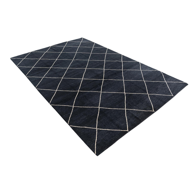 Odea Black Rug