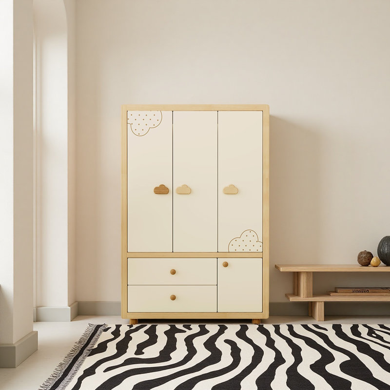 Garde-robe en bois simple et pratique