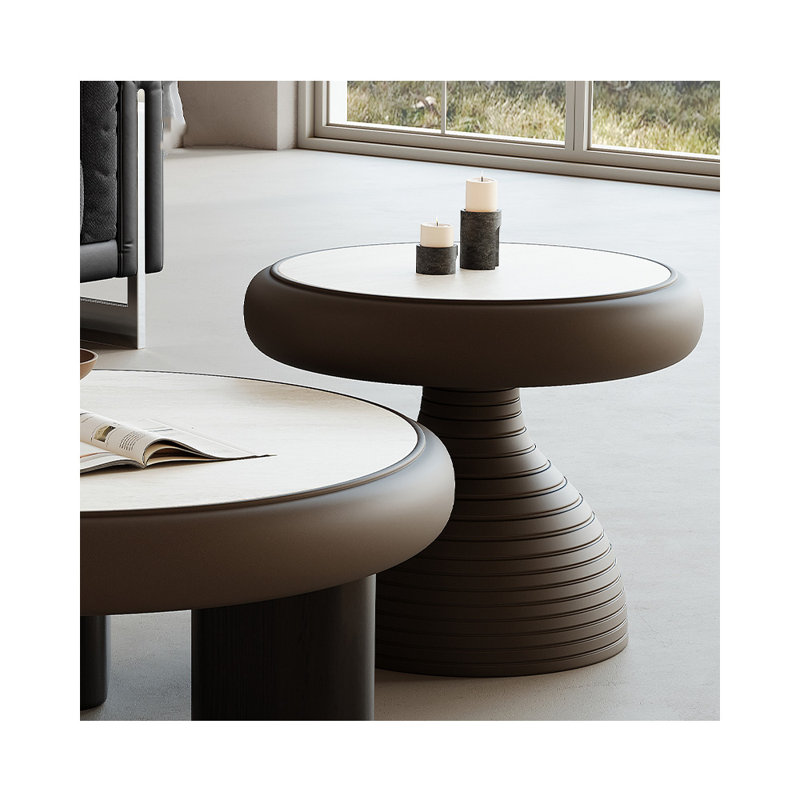 Table basse de style italien minimaliste