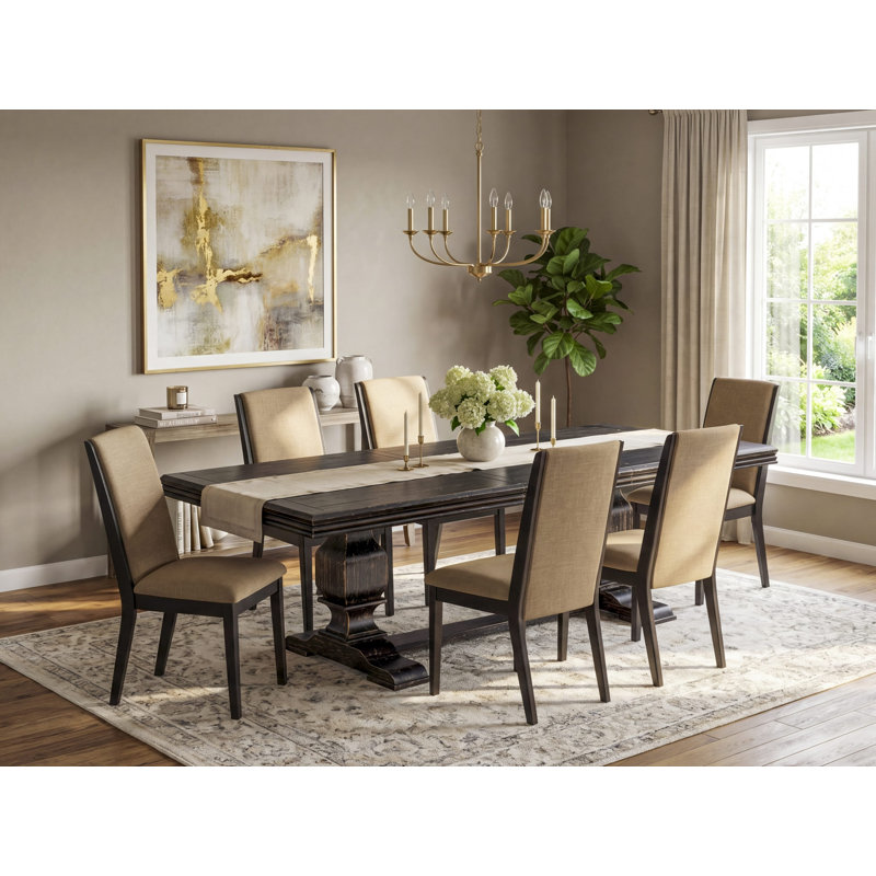 L'ensemble de table de cuisine 7 pièces comprend une table de salle à manger rectangulaire et 6 chaises de cuisine en tissu de lin sable clair avec pieds noirs - finition sable