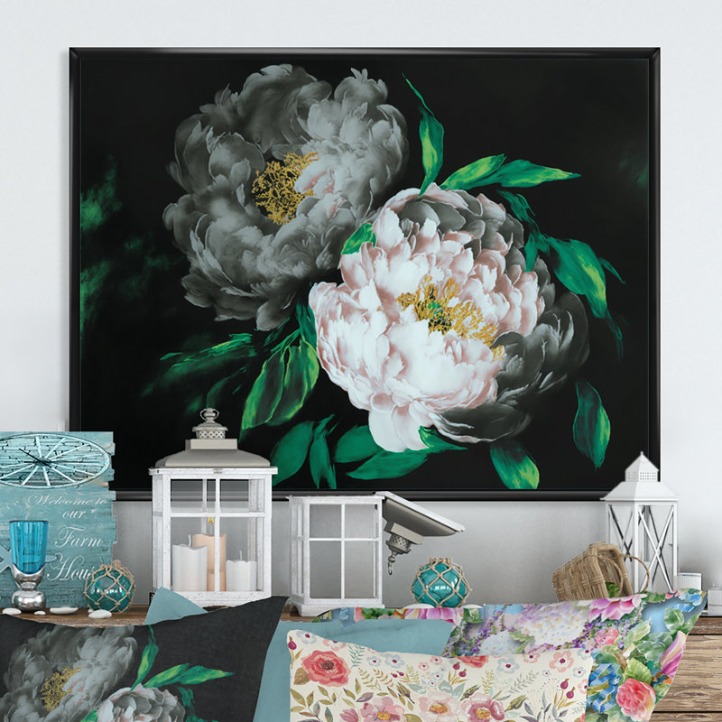 «White Blossoming Peony on Black I», reproduction sur toile, L 40 po x H 30 po, Toile à cadre flottant noir