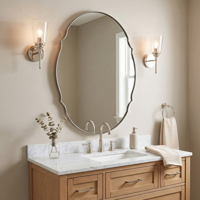 Miroir mural ovale contemporain festonné, miroir de salle de bain de forme irrégulière | Cadre en acier inoxydable