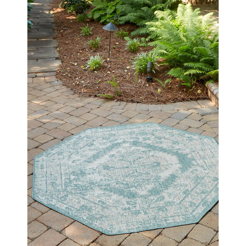 Oriental Indoor / Outdoor Rug, Octagon 5'3" x 5'3"
