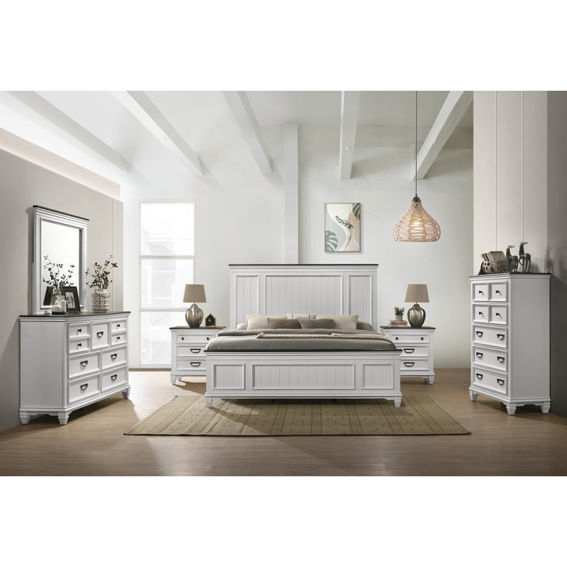 Ensemble de chambre à coucher en bois 6 pièces avec lit à panneaux, commode, miroir, deux tables de chevet et commode Clelane