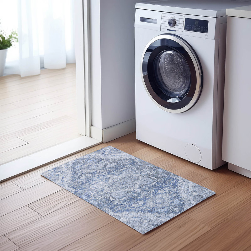Malchow Washable Oriental Indoor / Outdoor Rug, Rectangle 1'8" x 2'6"