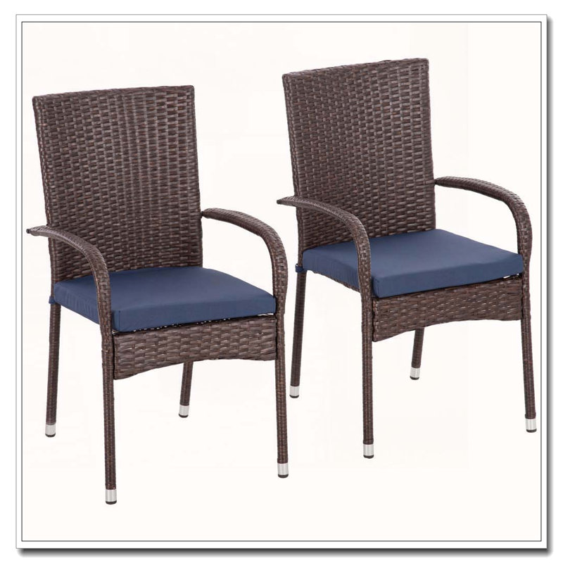 Ensemble de 2 chaises de salle à manger d'extérieur empilables en PE avec coussins moelleux Outsunny