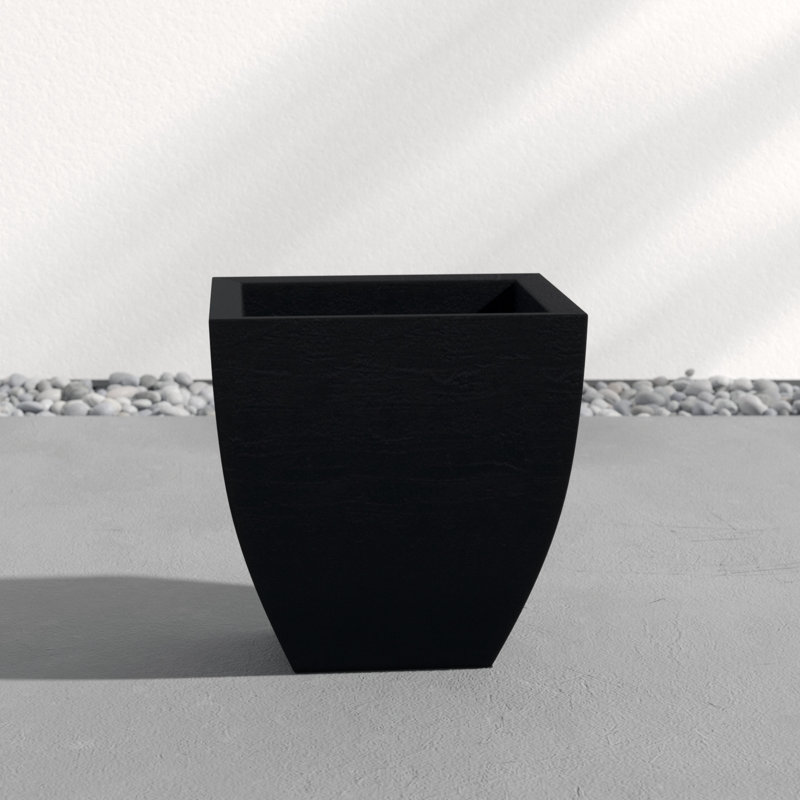Pot à fleur en plastique Blyth, Noir