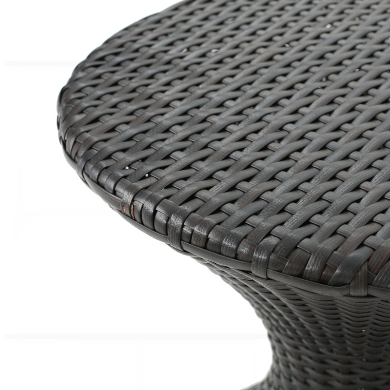 Table d'appoint d'extérieur en osier de 16 pouces Hourgla