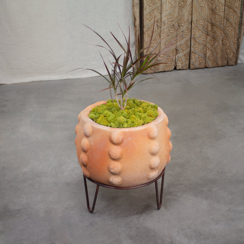Short Terracotta pot with stand.