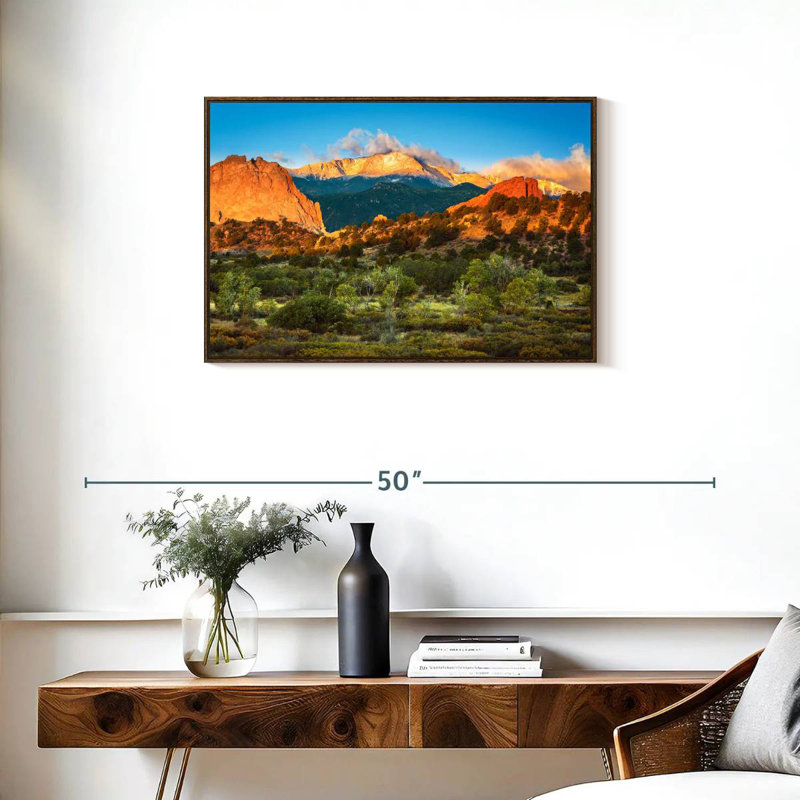 Paysage de montagne Pikes Peak, 31 po x 21 po, Cadre flottant en noyer