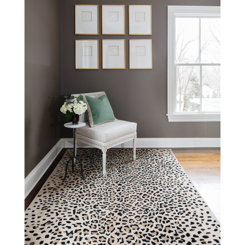 Katherine Wool Animal Print Area Rug, Rectangle 3'6" x 5'6"