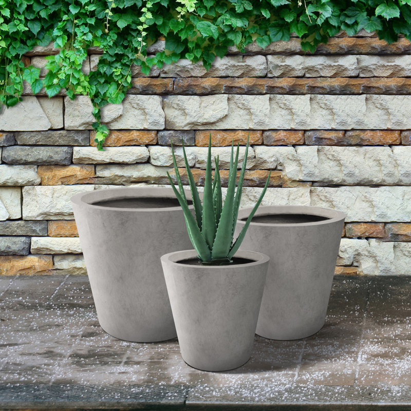 Waitman Pot Planter, Natural Concrete