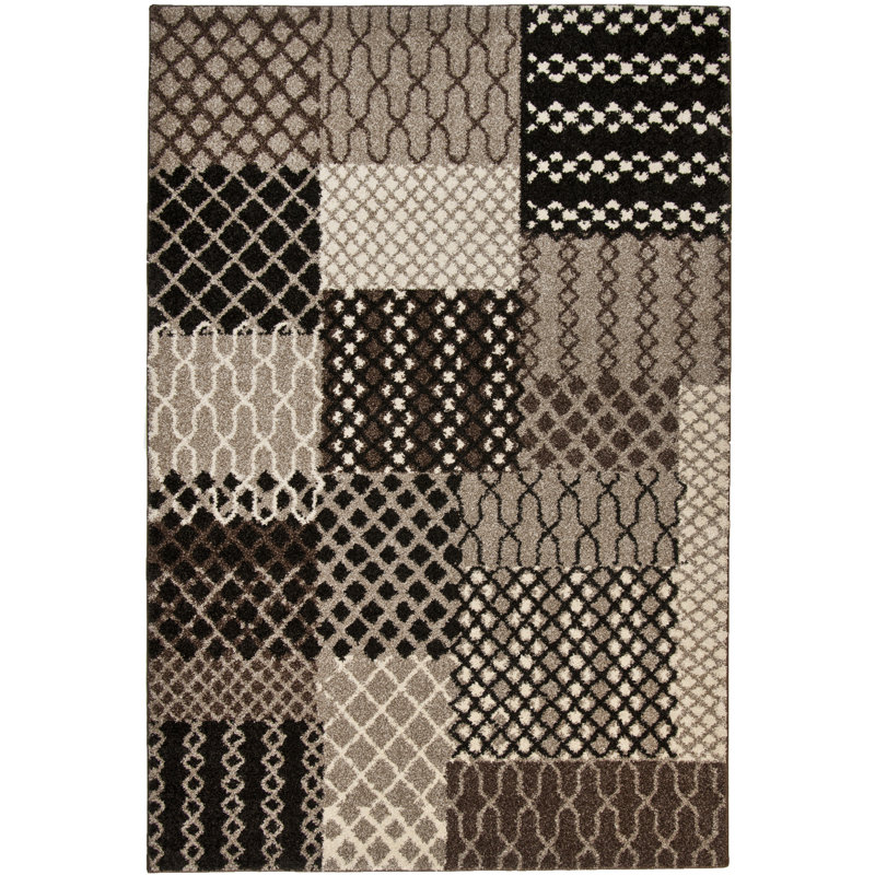 Creason Geometric Area Rug, Rectangular 133 x 190cm