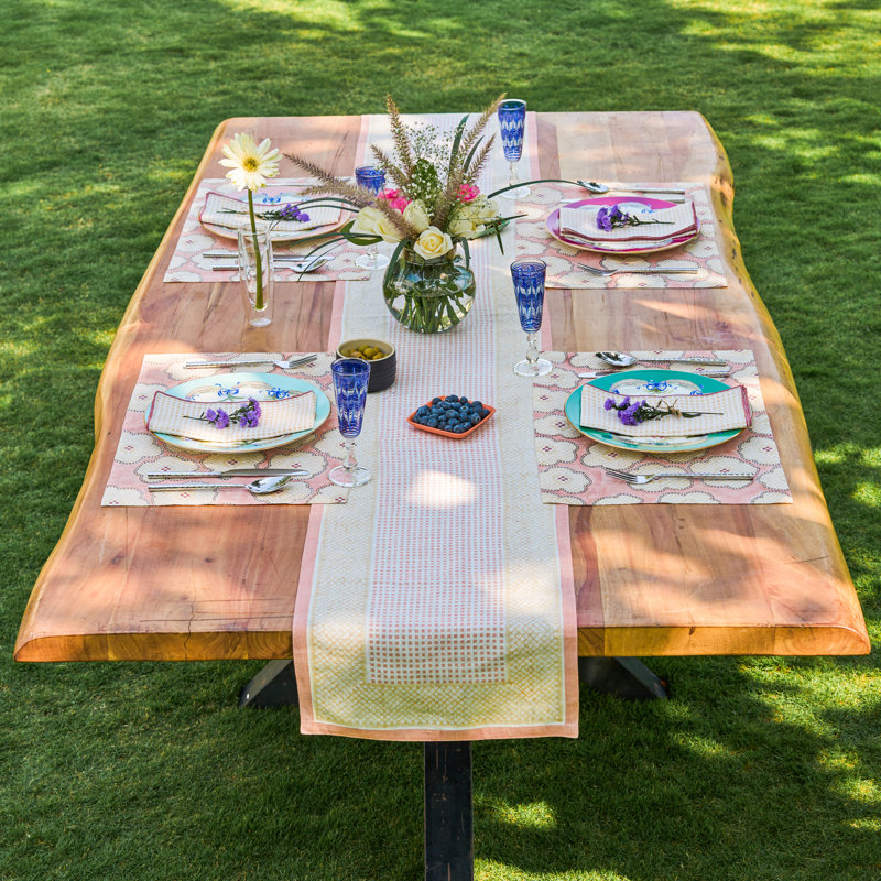 Floral Burst Table Runner 14x90 Inch, Pink