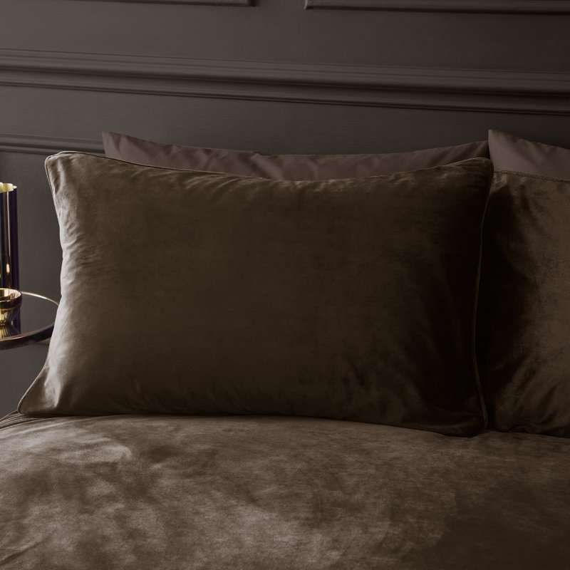 Kingsley Soft Matt Velvet Duvet Cover Set, Super King Bed (260 x 220 cm)
