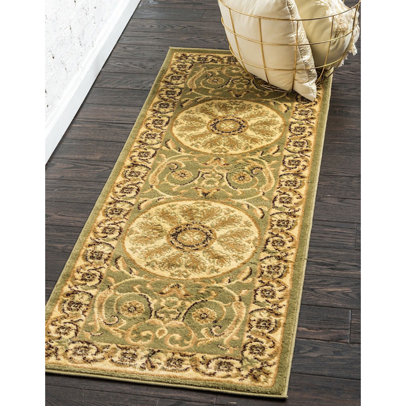 Tapis vert clair Aracelia, Tapis de couloir 2 pi 7 po x 10 pi