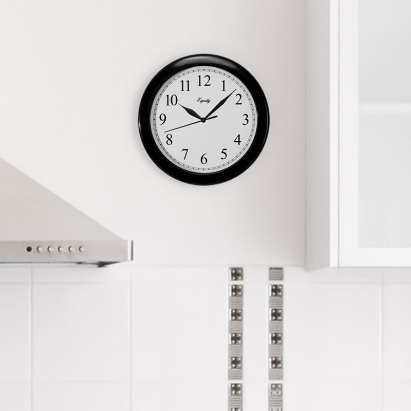 10" Quartz clock, Black