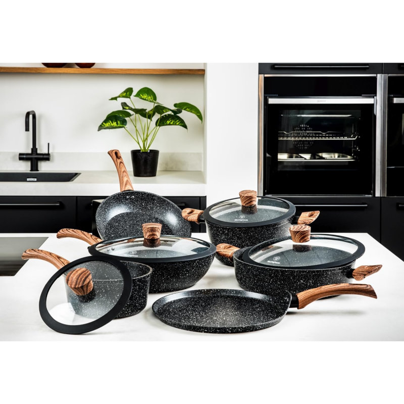 Yuliana 2.4L Non-Stick Saucepan