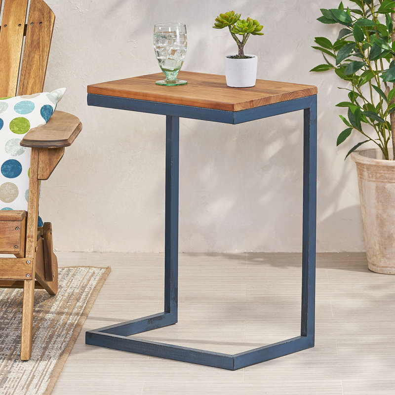 Grande table d'appoint, H 25,5 po x l 18,25 po x P 12,75 po