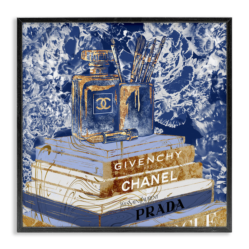 Fashion Book Pile Glam Designer Accessoires bleu doré, Giclée encadrée noir minuit, H 17 po x l 17 po