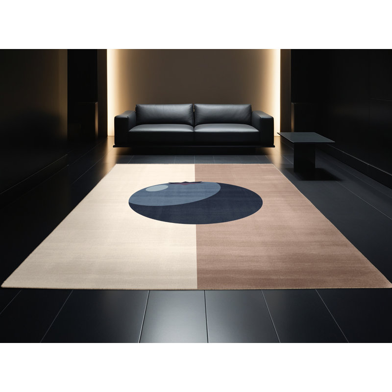 Tapis moelleux moelleux et minimaliste en bleu et beige Buschwick, 8 x 12