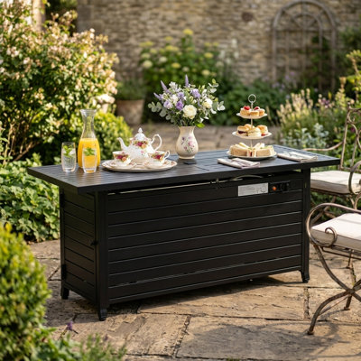 Table de foyer d'extérieur au propane de 57 pouces - table rectangulaire de 50 000 BTU avec brûleur en acier inoxydable et couvercle (finition noire martelée) - convient aux jardins, patios, terrasses, bord de piscine et rassemblements