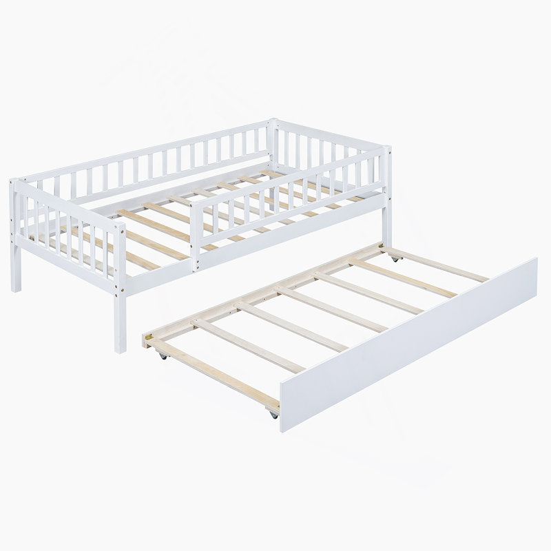 Lit de jour en bois avec couchette et garde-corps