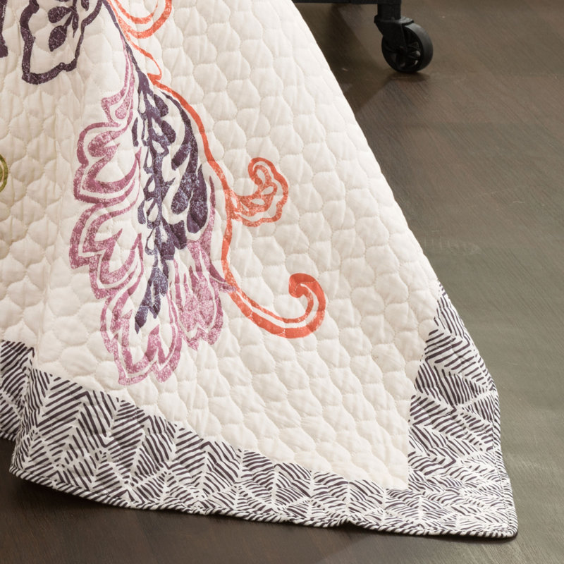 Lush Decor Aster Floral Reversible Cotton Quilt Set, King Quilt + 2 King Shams, Coral