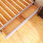 Grand lit plateforme tapissier à structure en bois avec 4 tiroirs-359332658