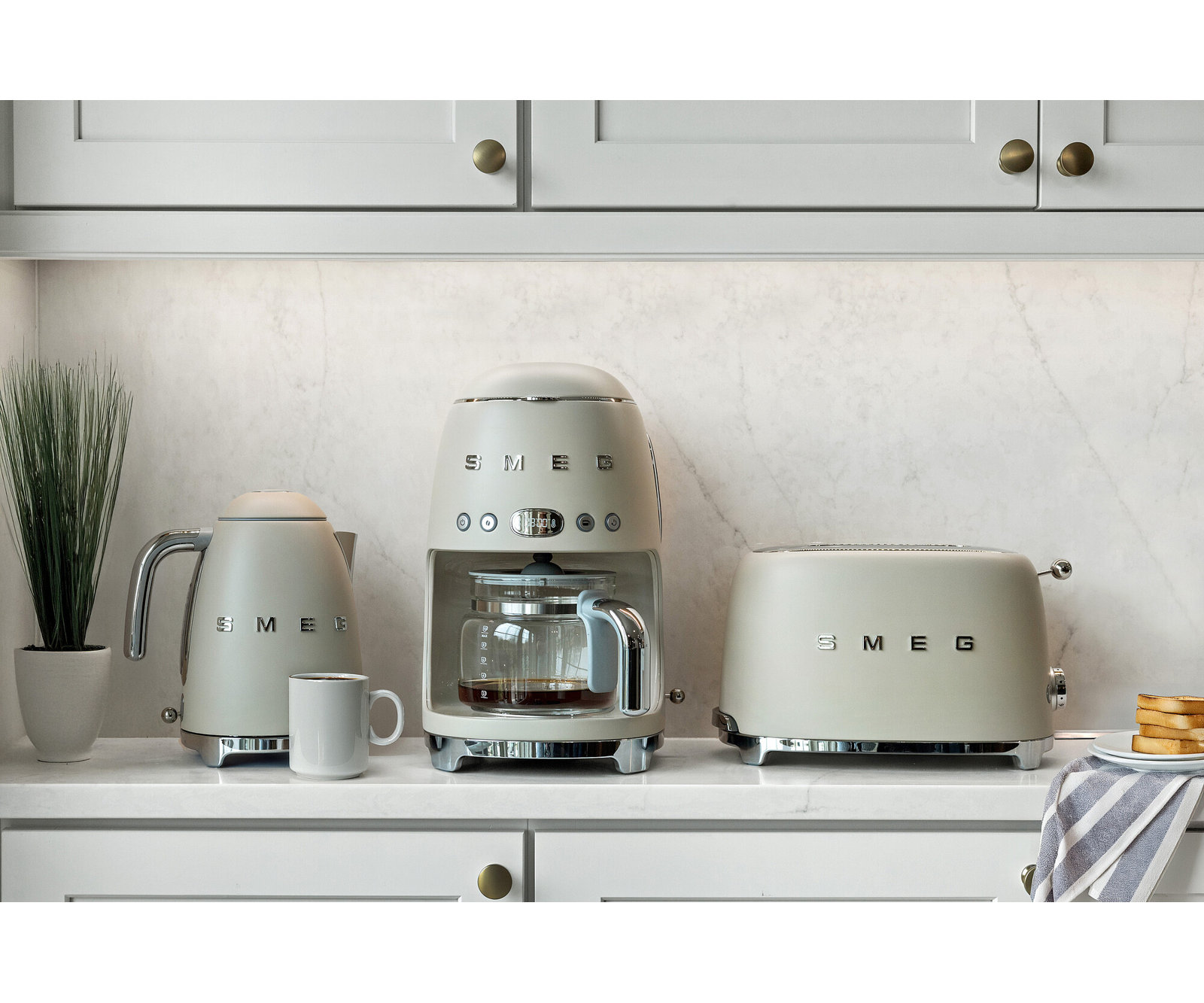 SMEG 50s Style 2-Slice Toaster, Red