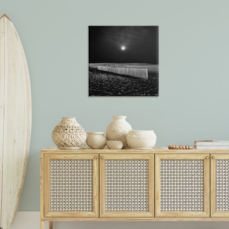 «Beach Fence at Night» par Chip Forelli, 30" H x 30" W