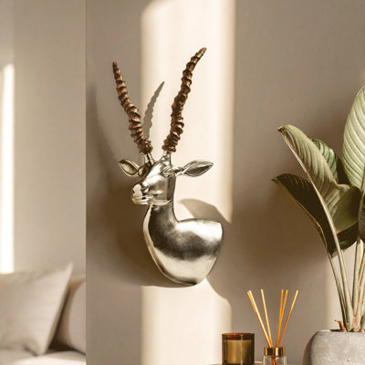 Wall Decor on Metal