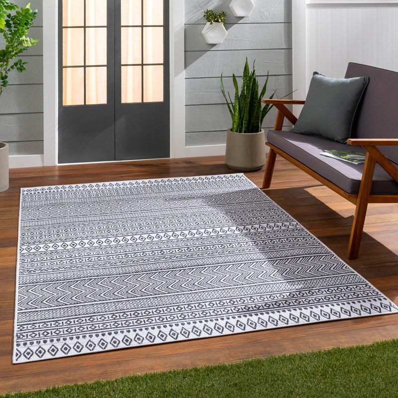 Green Modern Outdoor Rug, Geometric Stain Resistant Easy to Clean Rug For Patio, Balcony, Decks & Garden