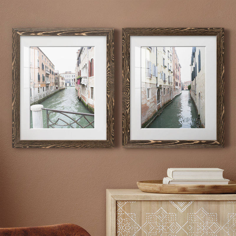 «Venice Canal I», ensemble de 2 reproductions de photos, H 24 po x l 36 po x P 1,5 po, Papier, cadre noyer