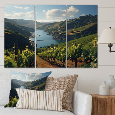 Impression sur toile 3 pièces Lakeside Vineyard