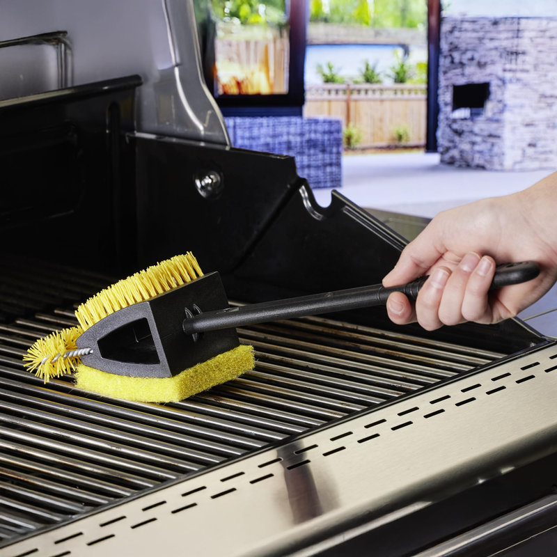 Brosse gril triple action Mr. Bar-B-Q alimentée par Scrub Daddy