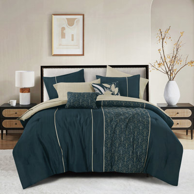 Ensemble d'édredon brodé sarcelle et beige 9 pièces avec draps et coussins décoratifs