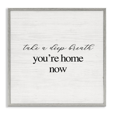 Home Now, phrase minimale, estampe numérique par Daphne Polselli